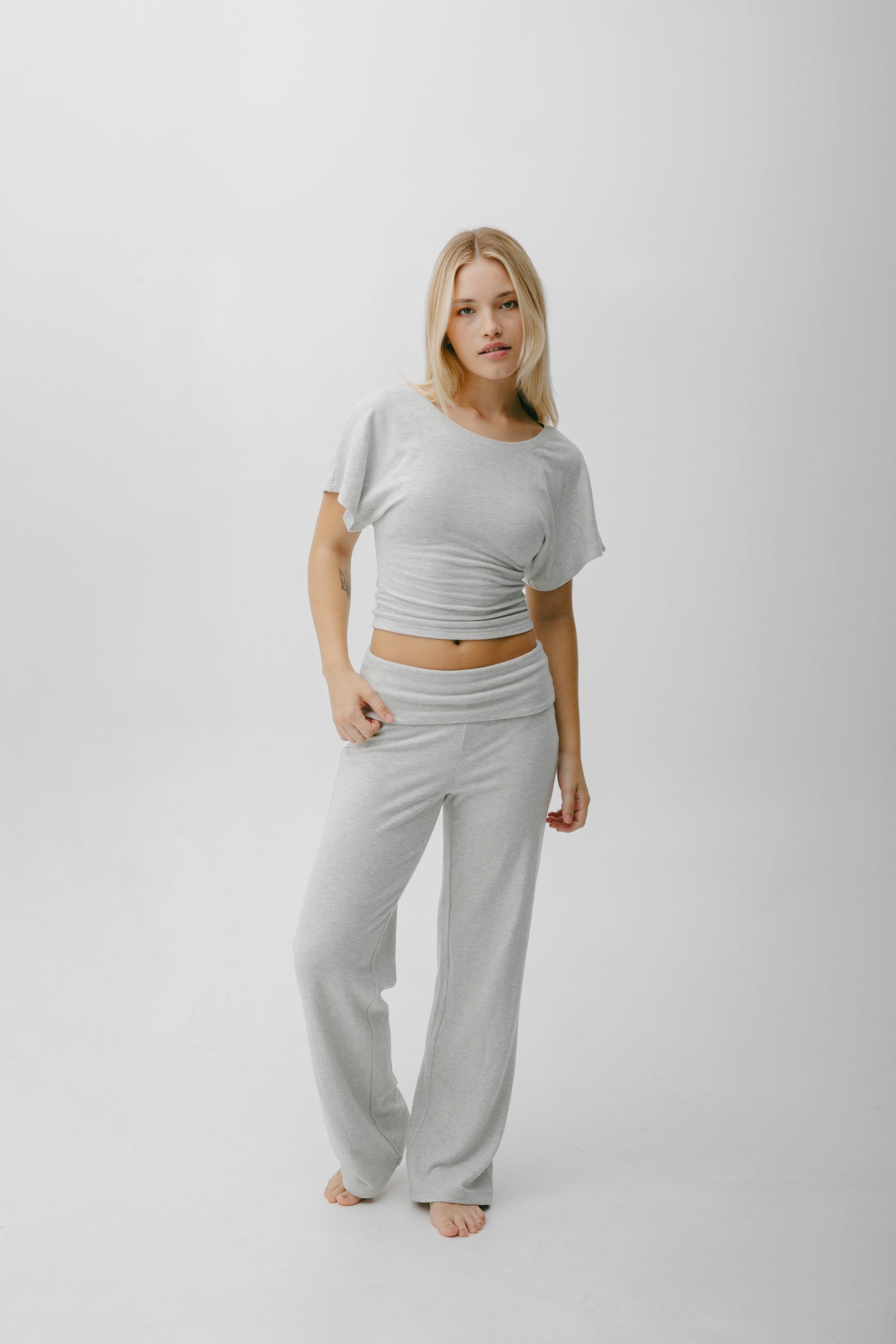 (Light Grey)