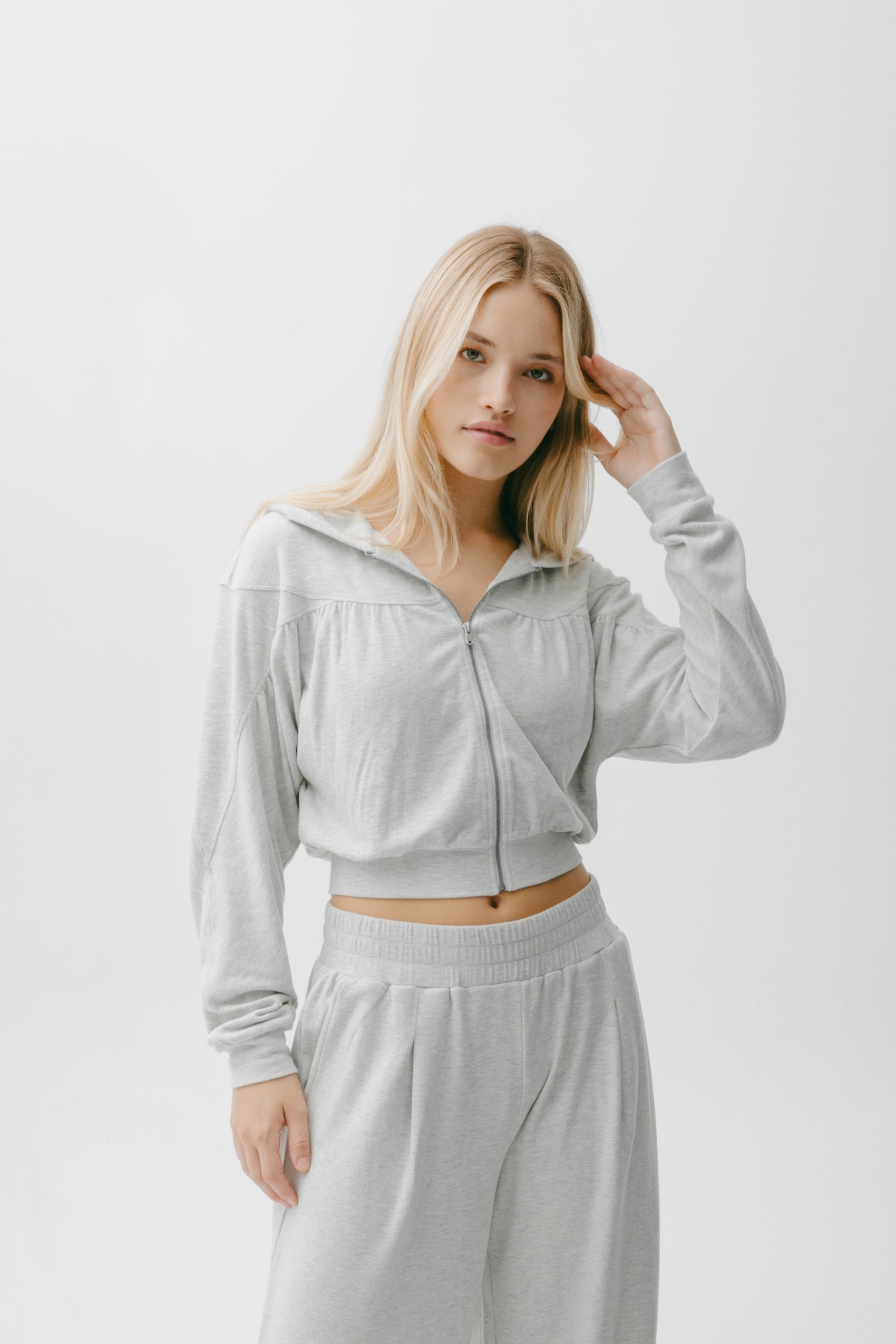 (Light Grey)